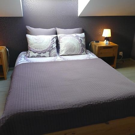 Aux Cosmos Bed and Breakfast Olne Εξωτερικό φωτογραφία